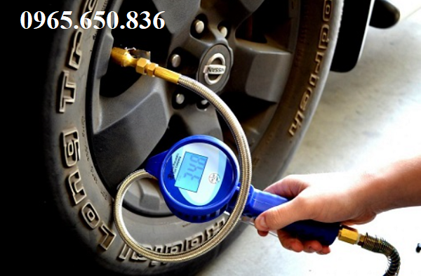 Lựa chọn đồng hồ đo áp suất lốp