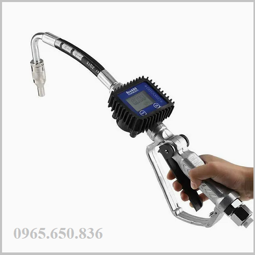Cò bơm nhiên liệu xăng dầu