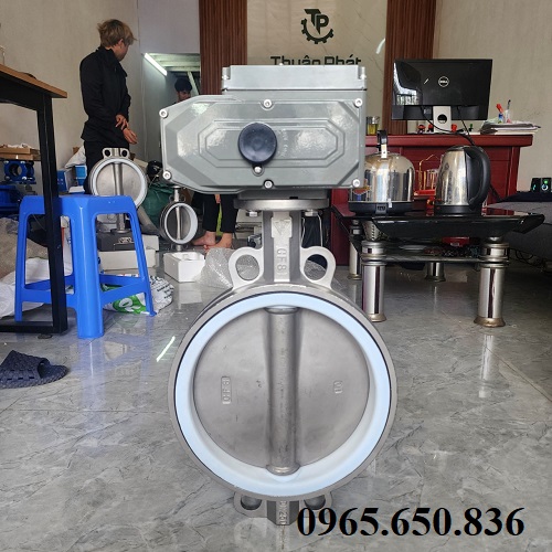 Van bướm điều khiển điện inox DN250