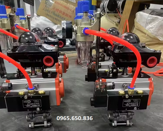 Van bi điều khiển khí nén gắn lọc khí nén